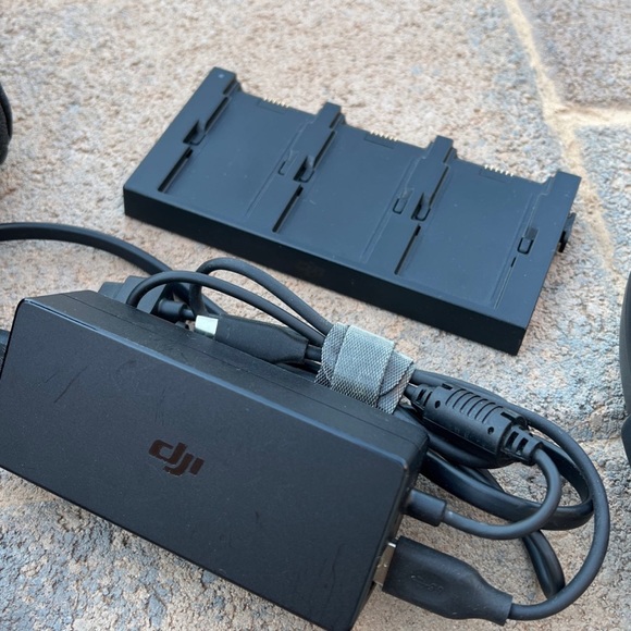 DJI Spark (Fly More Combo) - Picture 6 of 7